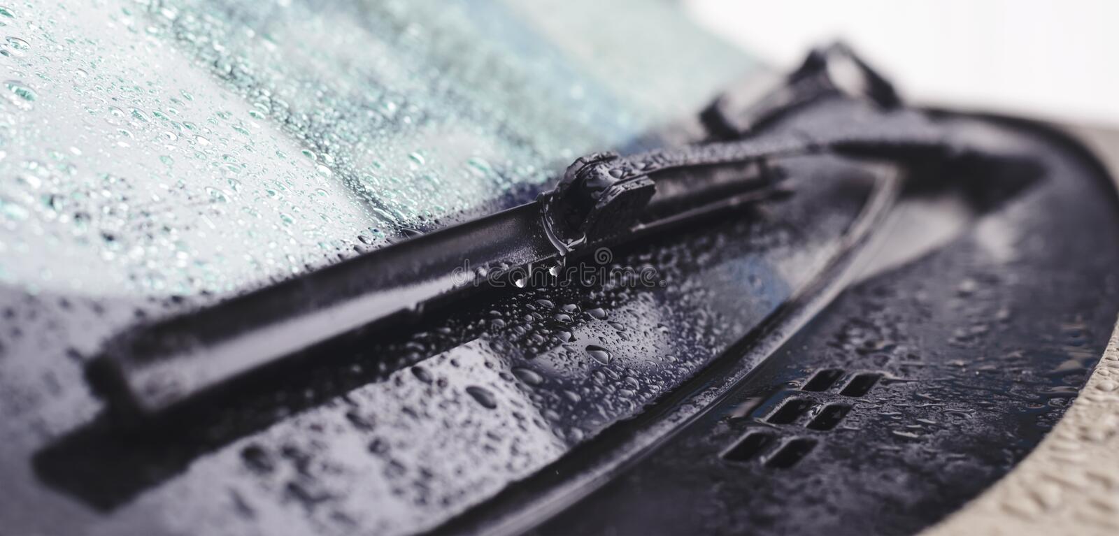 Are Your Wiper Blades Showing Signs Of Wear Tear?