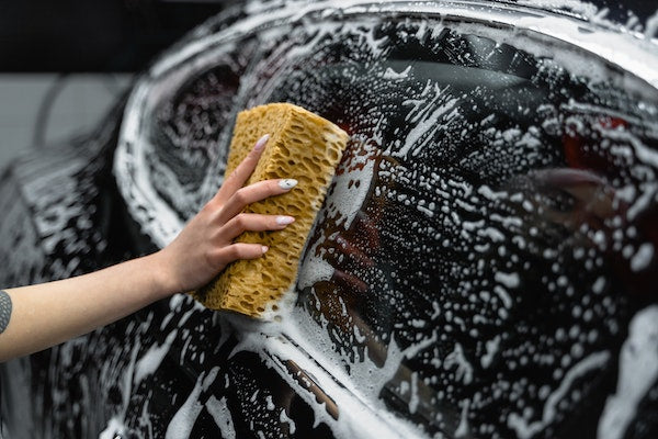 Should You Take Your Car to a Car Wash or Do It Yourself? Let's Find Out!